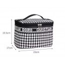 Комплексный набор для жирных волос и против перхоти Extremo Pre-Pro Biotic с косметичкой в подарок Christian Dioro, 2х500/250 мл