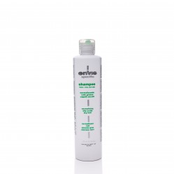 Лечебный нормализующий шампунь для жирной кожи.