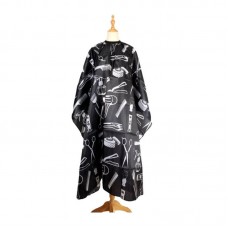 Парикмахерская пеньюар-накидка для клиента со стильным принтом.