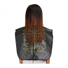 Короткая парикмахерская накидка-пеньюар для стрижки.